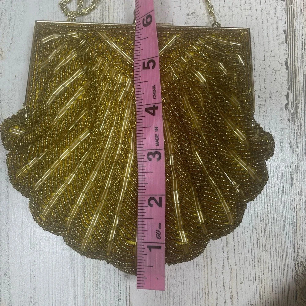 Vintage Handmade Beaded Clam Shell Evening Bag Gold Party Cocktail - Picture 8 of 9
